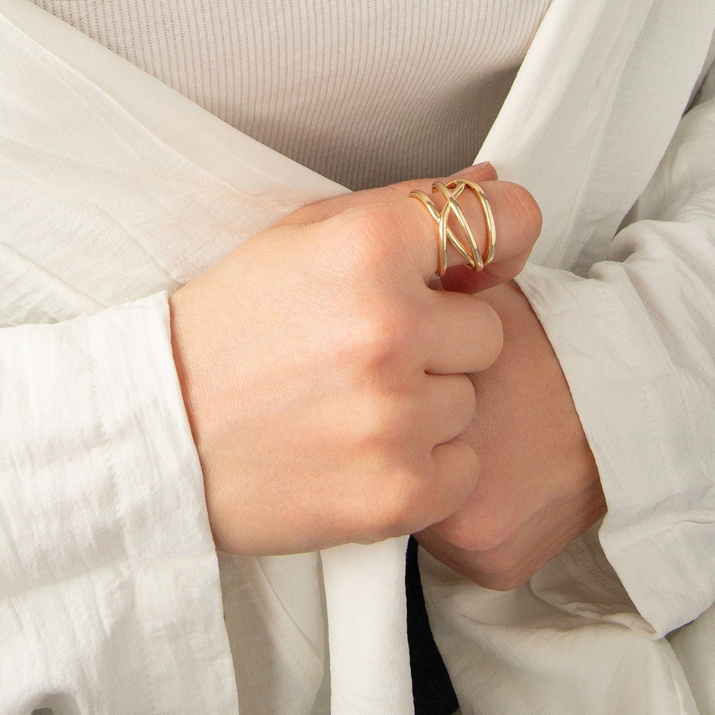 intertwined band ring